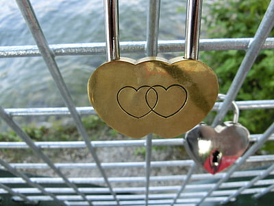 sirds, mīlu, romantisks, pils, piekaramās slēdzenes