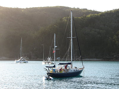 Kepulauan Whitsunday, Queensland, berlayar
