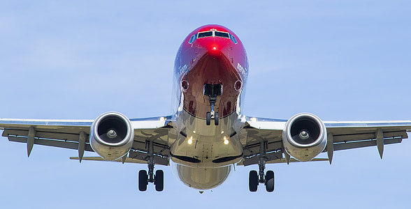 Uçuş, uçak, Boeing 737, Norveç dili