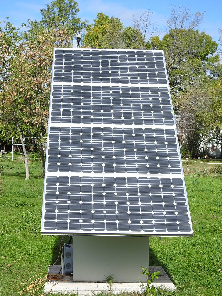 Solárna elektráreň 120v ac, Zelená energia, Záložná batéria, 750 w
