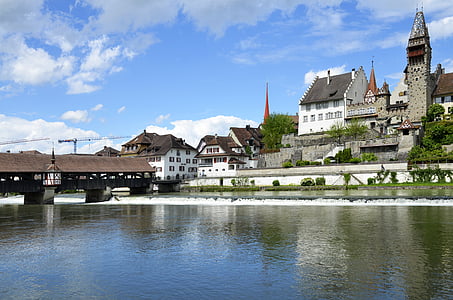 Bremgarten, avant de la Reuss, pont en bois, vieille ville, architecture, célèbre place, Château