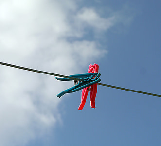clothesline, praonica rublja, clothespins, odjeća, linija, nebo, plava