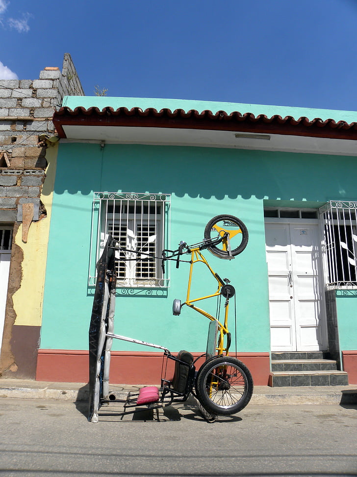 bicykle, Kuba, Trinidad, prívesy, zle