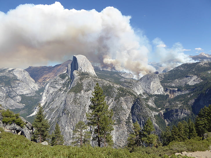 Yosemite, lesní požár, Národní park, Spojené státy americké, kouř, mrak, krajina