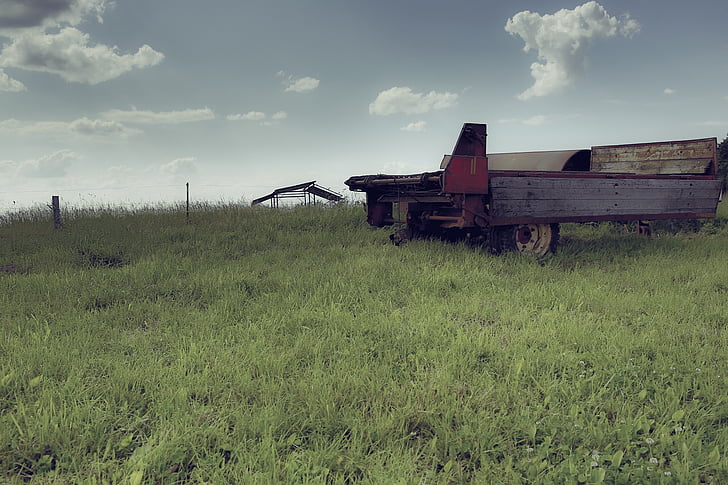 agriculture, pasture, meadow, trailers, decay, nature, agricultural nutzweg