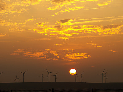 turbinas eólicas, amanhecer, Calahorra, la rioja