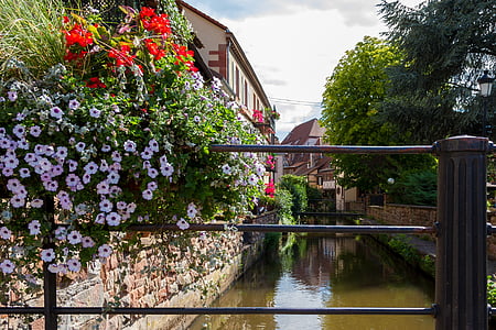 Wissembourg, Frankrike, gamlebyen, kanal