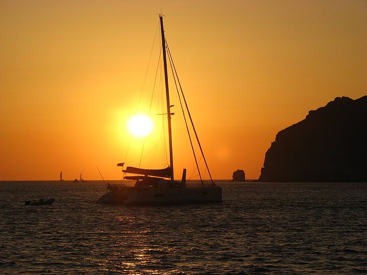 βάρκα, καταμαράν, ηλιοβασίλεμα, Ελλάδα, Σαντορίνη, στη θάλασσα, ναυτικό σκάφος