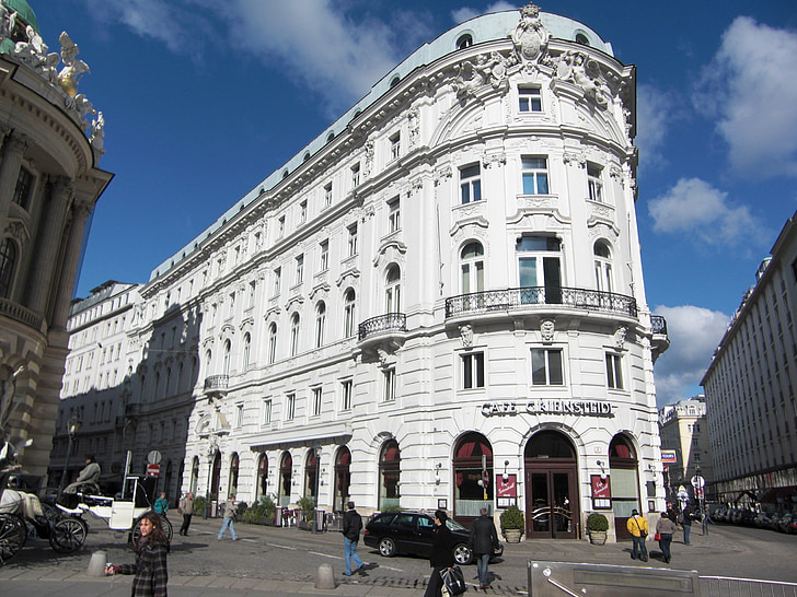 kejserliga palatset Hofburg, Wien, Österrike, Corner house, gamla, gammal byggnad, byggnad