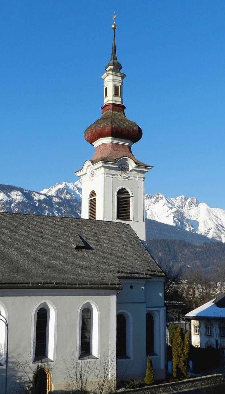 kostel, Wattens, Tirol, Tyrolsko, Rakousko, hory, malebný
