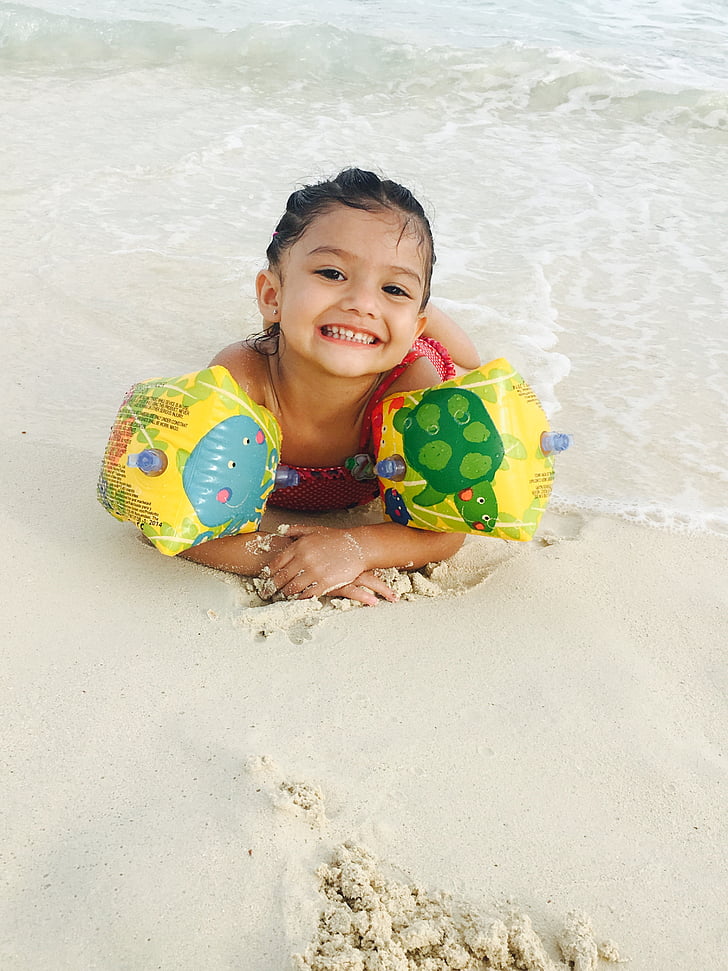 Bebe, Cancun, gyermek, lány, boldog, mosoly, úszás