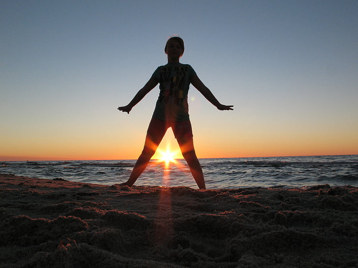 Mar, platja, posta de sol, Mar Bàltic, relaxació, nens, noia