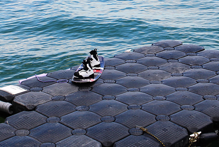 Wakeboard, eau, sports nautiques, Lac de constance, Romanshorn, Suisse