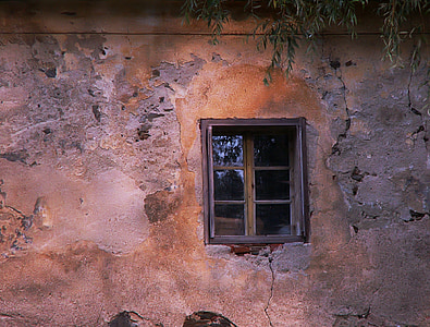 window, old window, wall, old wall, rectory, ledenice, willow