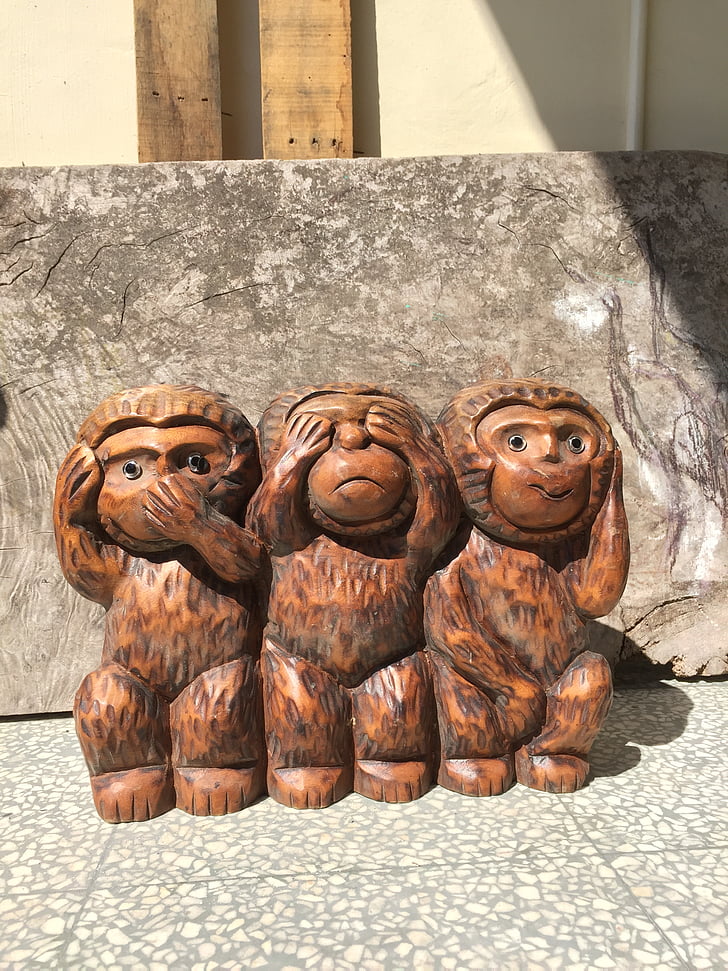 tres micos, mico, responsable de fusta, tres no mico, estàtua, veure gens de mal, sentir i callar
