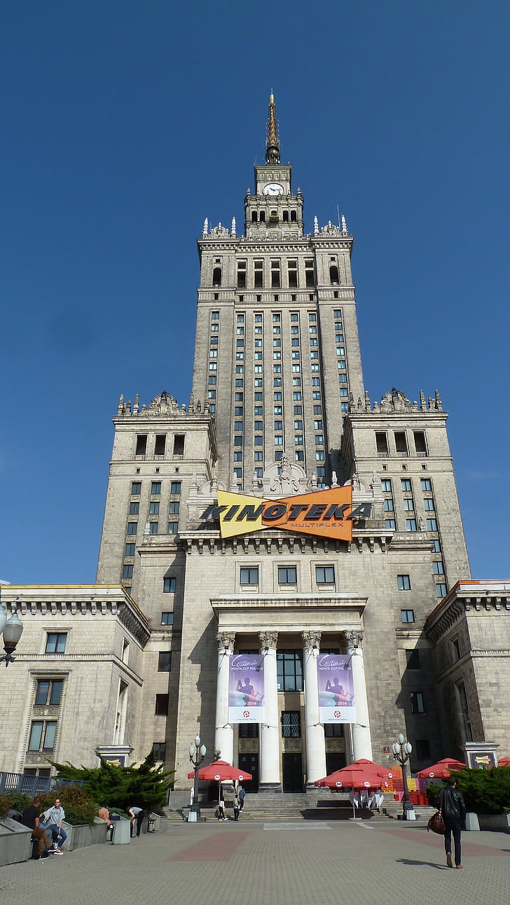 Varsovie, Palais de la culture et des sciences, classicisme socialiste, Staline, bâtiment, architecture, scène urbaine