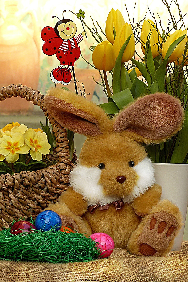 conill de Pasqua, déco, bodegons, ous de Pasqua, flors de primavera