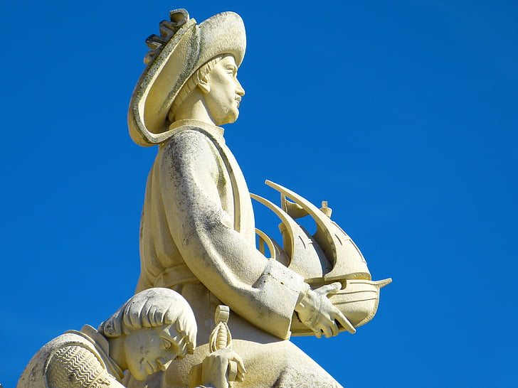 Lissabon, Lisboa, padrao dos descobrimentos, Monument voor de ontdekkingen, Hendrik van de navigator, monument, Portugal