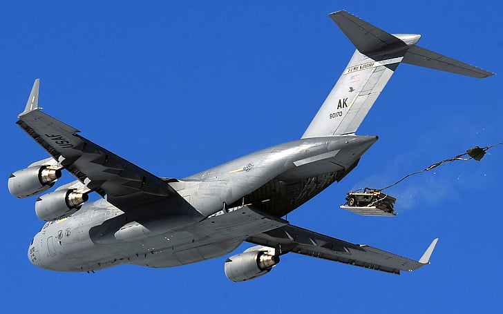 jet del carico, c-17, AirDrop, Humvee, cielo, nuvole, volo