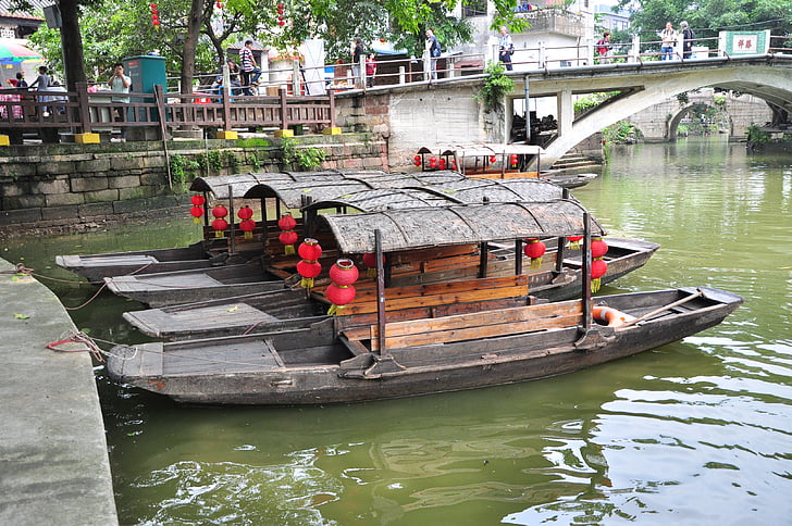 chinesische Boote, traditionelle Boote, Boote, Schiff, Fluss, Kulturen, Kanal