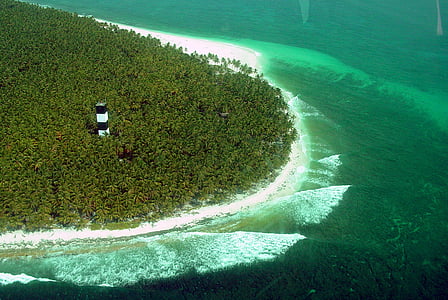 Lighthouse, havet, ön