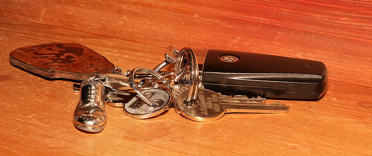 Keychain, kľúč, drevený podnos, kľúče od auta