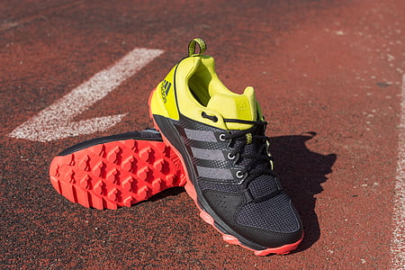 bottes, Adidas, courir, en cours d’exécution, piste de course, piste, sport