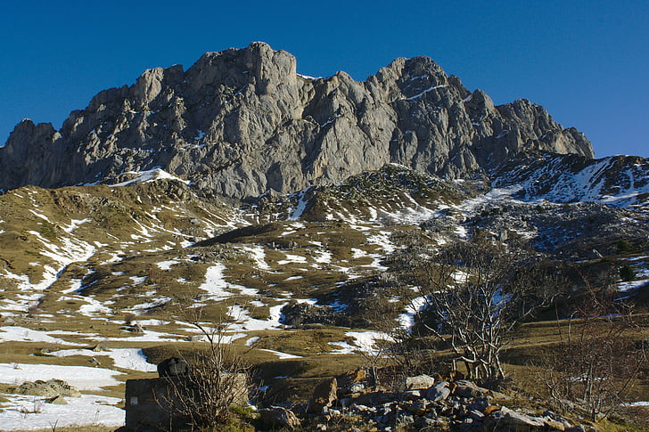 Pireneje, Peña foratata, Formigal, Huesca