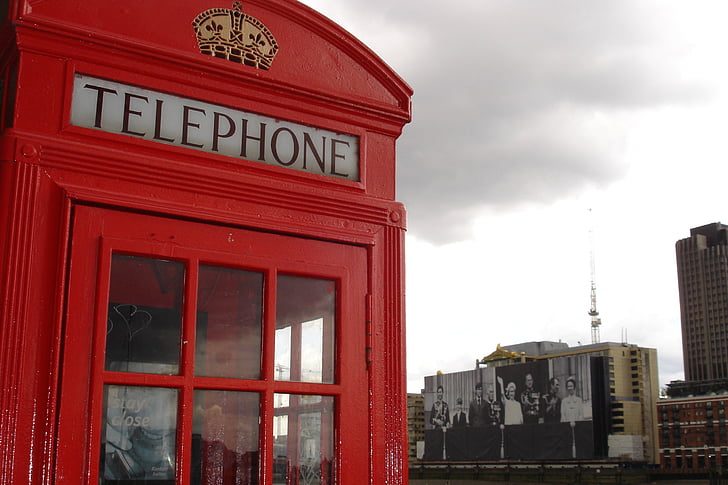 tālruņa kabīnē, tālrunis mājās, London, sarkana, tālruņa būdiņa, Anglija, Londona - England