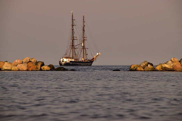 Mar, vaixell, vela, sol de nit, l'aigua, bota, veler