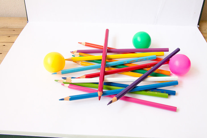 цветной карандаш, цветные шарики, мяч, творческие, красочные, украшения, желтый