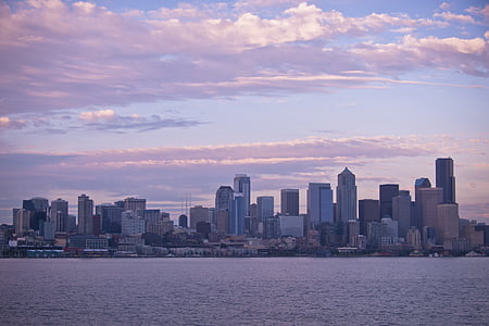 Seattle-ben, WA, Skyline, naplemente, Puget, hang, felhőkarcoló
