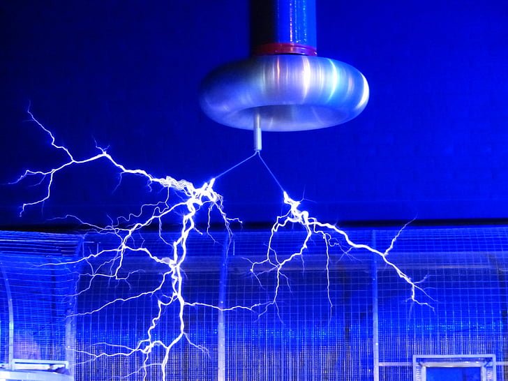 светкавица, намотка Тесла, експеримент, faradayscher Кейдж, Фарадеев кафез, екраниране на електрически, Фарадей скорост