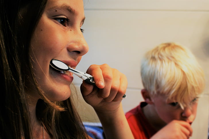 brushing teeth, tooth, zahnarztpraxis, treat teeth, dentistry, dentist, dental hygiene