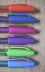 Lähikuva, värikäs, värit, värikäs, värit, kynät, laitteet