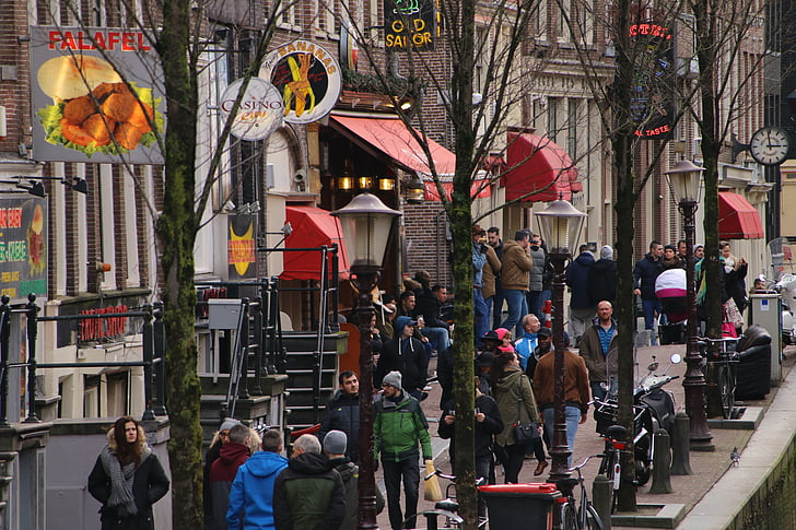 Amsterdam, redlightdistrict, kanāli, prostitūta apkārtne, cilvēki, ūdens