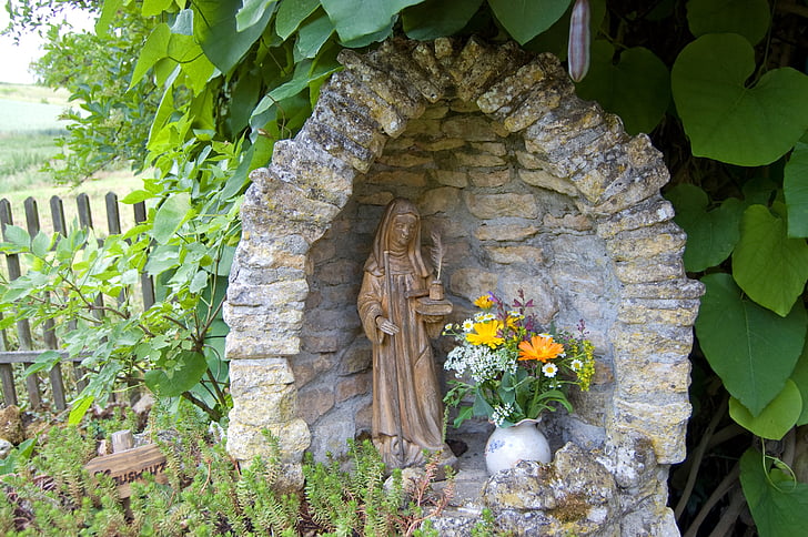 hage, vegg, nisje, hellige statuen, Hildegard von bingen, urter, medisinplanter