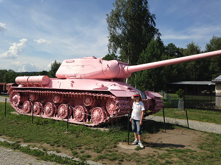 tank, museum, pink tank, lesany, military museum