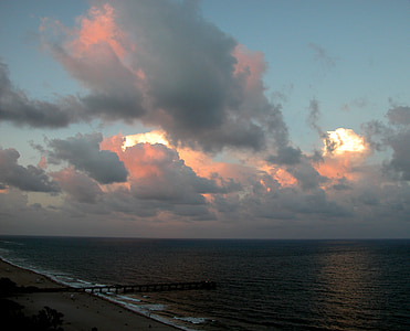 oblaky, mraky nad Atlantickým oceánom, Pier, Shoreline, západ slnka