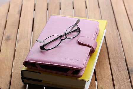 szemüveg, tabletta, könyv, Office, kívül, munka, olvasás
