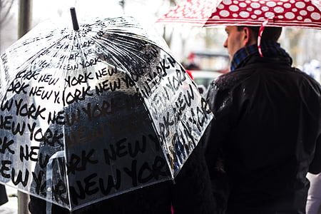 personas, sombrillas, pie, a la espera, paraguas, lluvia, persona