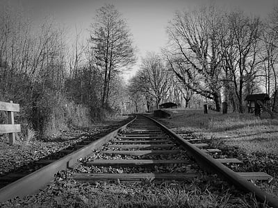 gleise, dzelzceļa sliežu ceļu, šķita, ka, dzelzceļa sliedēm, izsekot gultas, dzelzceļš, sliekšņa