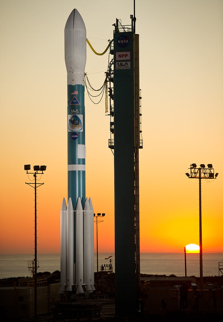 Delta to raket, Vejret satellit, nyttelast, affyringsrampe, Dusk, solnedgang, Cape canaveral