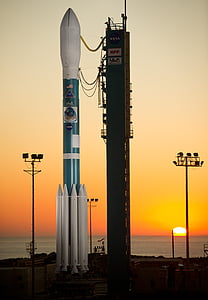 デルタ 2 ロケット, 気象衛星, ペイロード, 発射台, 夕暮れ, 日没, ケープ ・ カナベラル