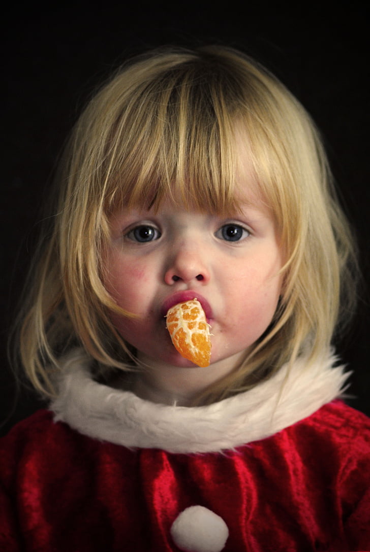 Tüdruk, portree, jõulud, oranž, Laste, lapse, söömine