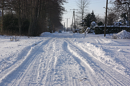 snow, road, winter service, winter, blizzard, snowdrift, against traffic
