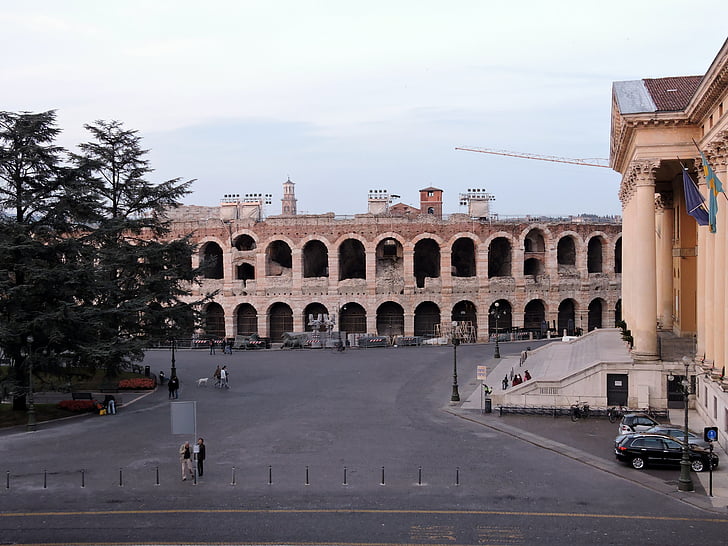 Arena, Verona, Itālija, Piazza krūšturis, pieminekļu, tūrisms, loka