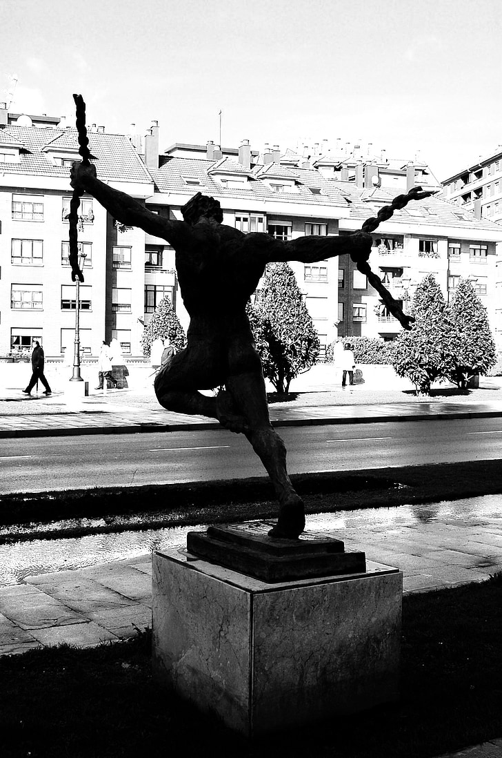Oviedo, skulptur, Spania, Asturias, kjeder, svart-hvitt, naken