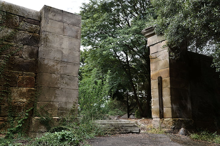 old, gate, gates, architecture, old building, abandoned building, creepy