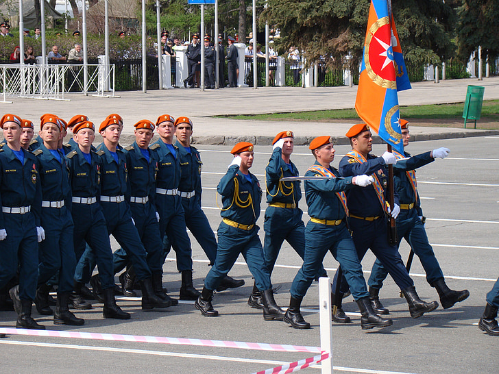 Parade, Segerdagen, Samara, Ryssland, område, Emercom av Ryssland, trupper